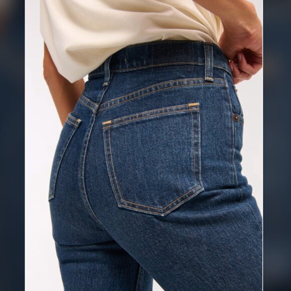 NWOT Abercrombie & Fitch Ultra High Rise 90s Straight Jean sz32 L - Picture 3 of 6